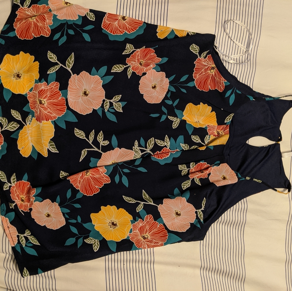 Floral tank